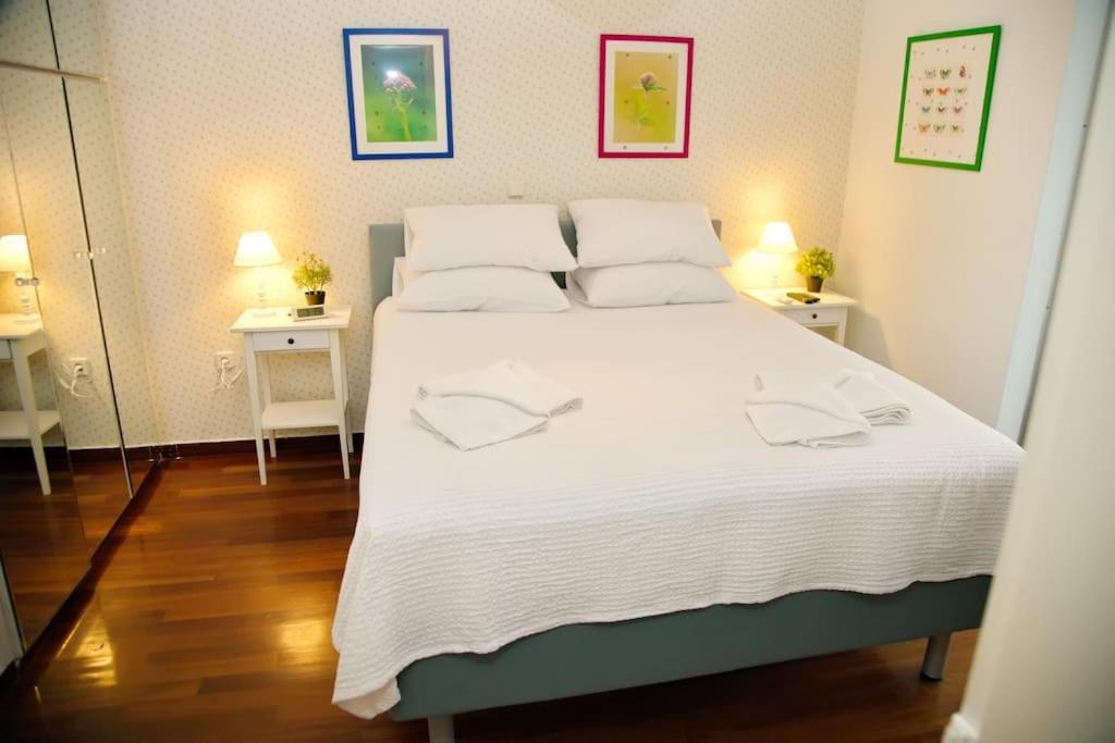 Vegera House Athens Greece Apartment ภายนอก รูปภาพ